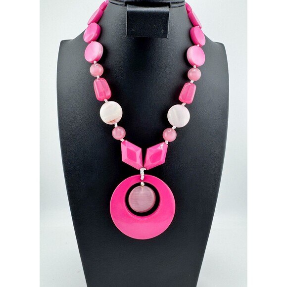 Vintage Bold Pink Statement Necklace Chunky Retro Beaded Pendant Mod Y2K Bright - Picture 6 of 11